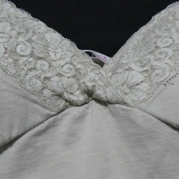 DEREK HEART | small | 100% Cotton | Lace Trim Cami Top - Picture 4 of 14